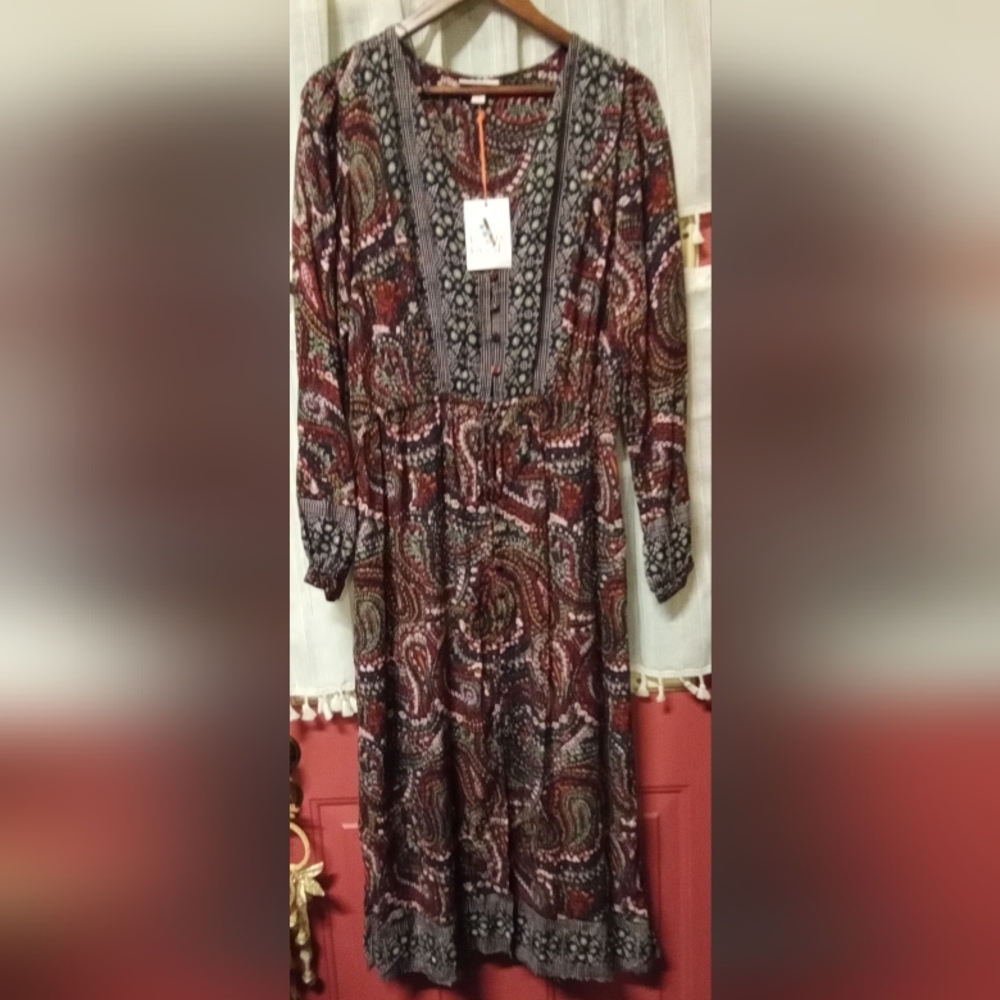 Knox Rose Burgundy Paisley Maxi Dress with Rust and Black Accents